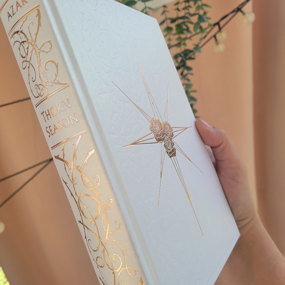 Brand New Special Edition Thorn Season Hardcover Book With Painted Edges - Picture 9 of 10